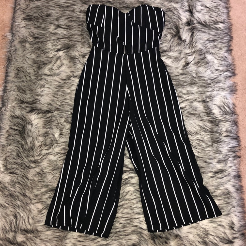 NWOT Strapless Romper